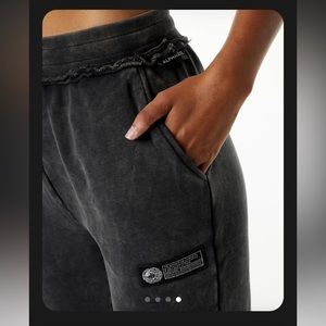 ALPHALETE Very Terry Jogger